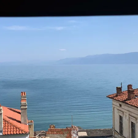 Syzo Apartment